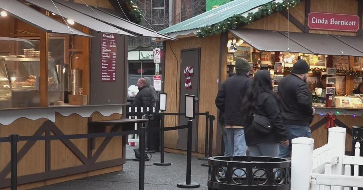 Festive shopping experience expands in Pittsburgh’s Market Square