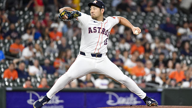 Los Angeles Angels v Houston Astros 