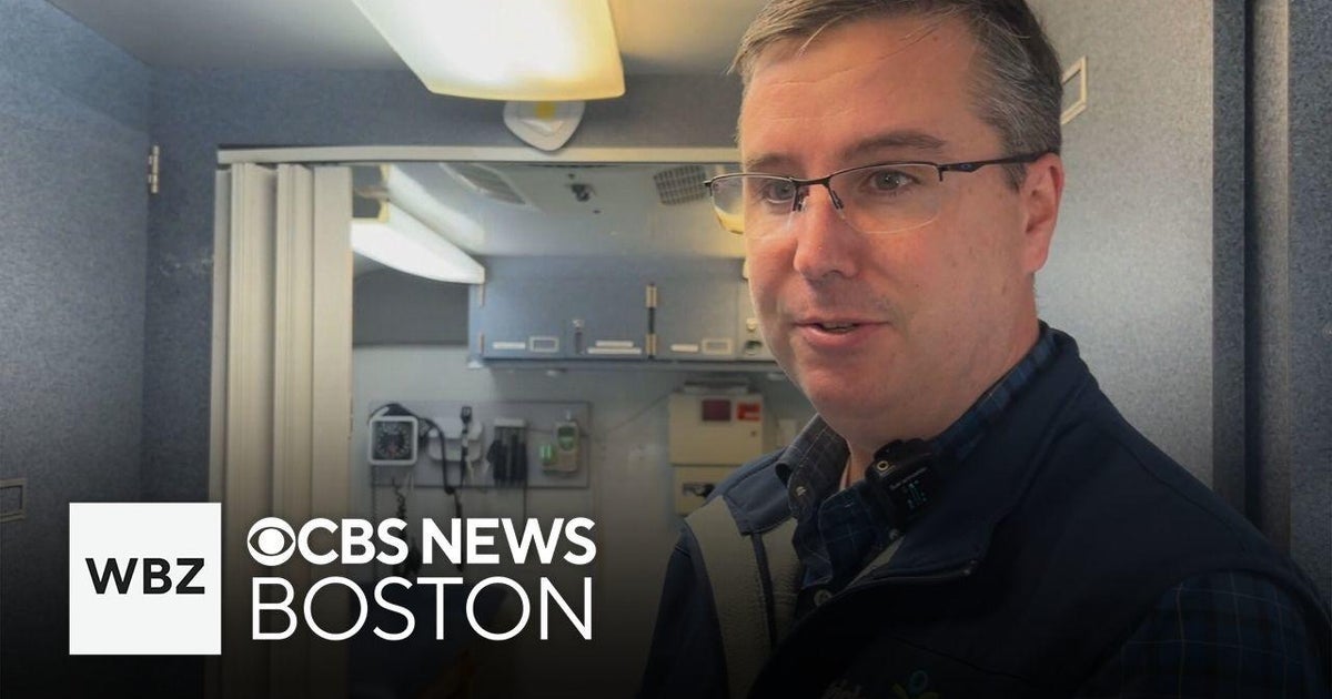 Homeless youth get help from mobile van on Boston Common - CBS Boston