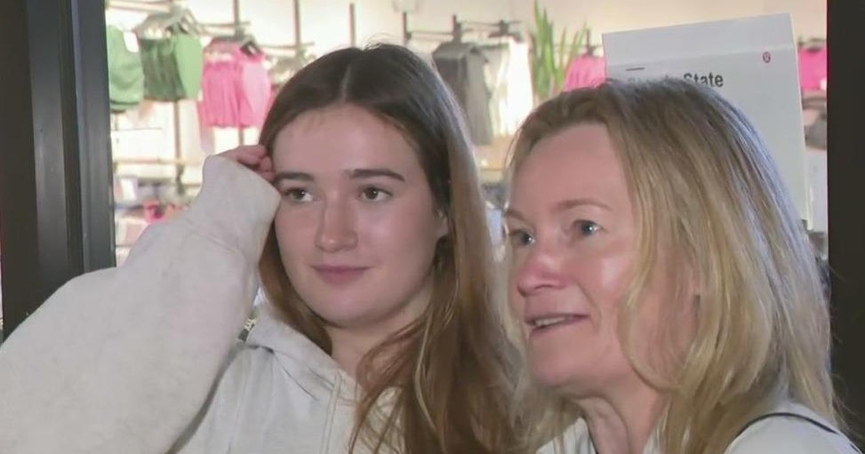 South Florida shoppers out early looking for Black Friday deals South Florida shoppers out early looking for Black Friday deals