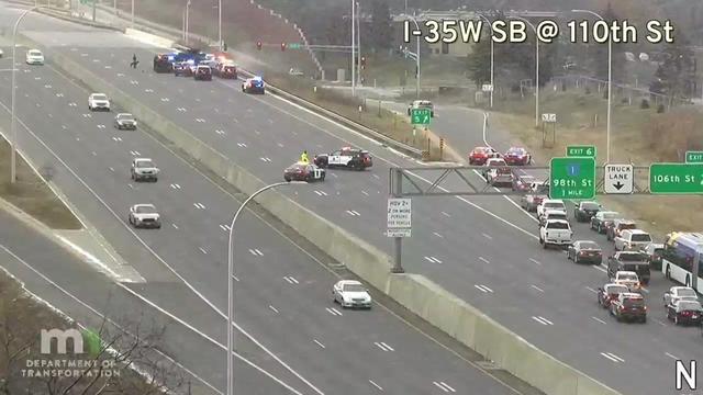 inx-interstate-35w-standoff-bloomington-112824.jpg 