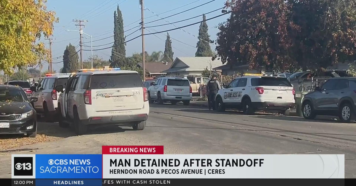Man detained after standoff in Ceres - CBS Sacramento