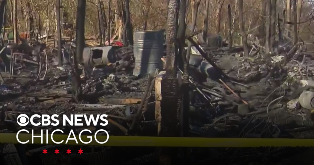 Community steps up after homeless encampment fire in Elgin, Illinois