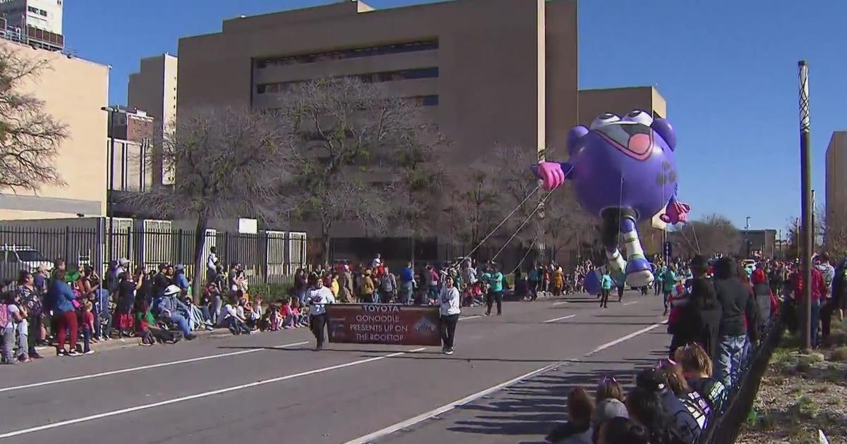 Headed to the Dallas Holiday Parade this weekend? Here's everything you