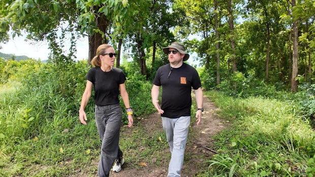 Sharyn Alfonsi and Dr. Josh Plotnik