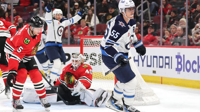 Winnipeg Jets v Chicago Blackhawks 