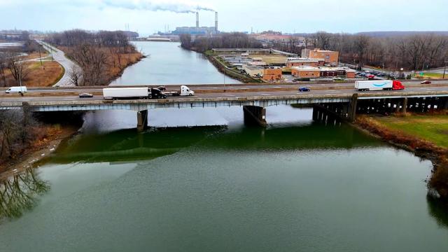 river-raisin-bridge.jpg 