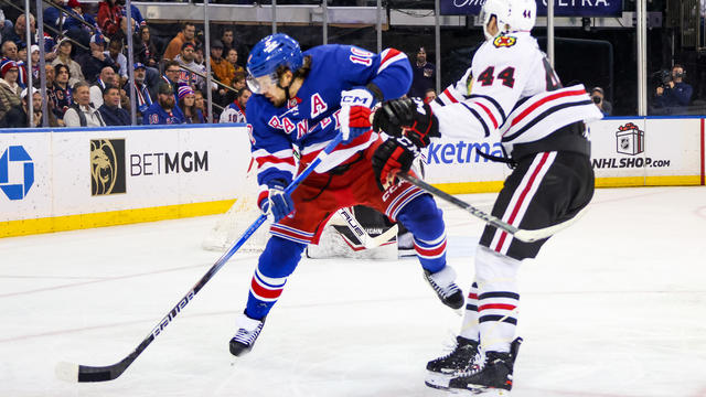 NHL: DEC 09 Blackhawks at Rangers 