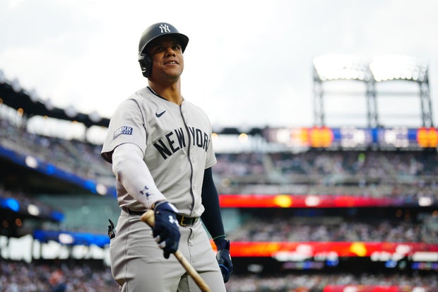 New York Yankees v. New York Mets 