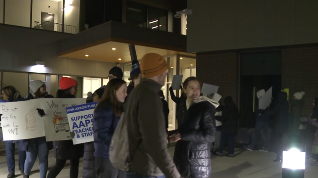 ann-arbor-teachers-rally.png 