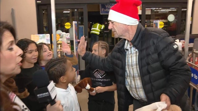 toy-drive-3.jpg 