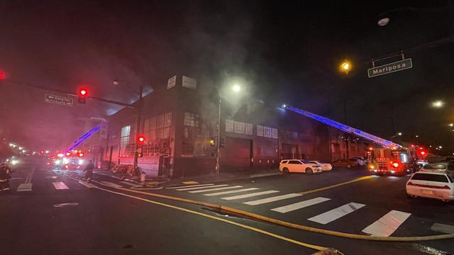 sf-warehouse-fire.jpg 