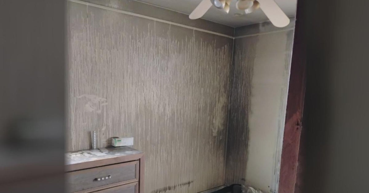 Detroit family loses everything in house fire - CBS Detroit