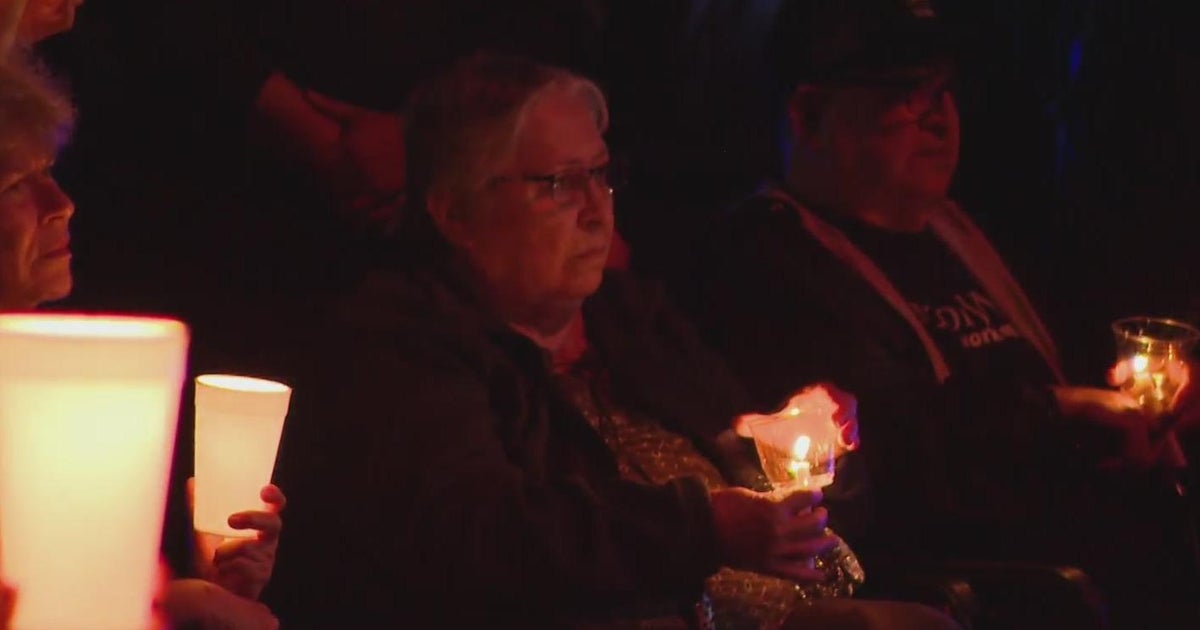 Vigil honors Terrell officer killed in the line of duty - CBS Texas