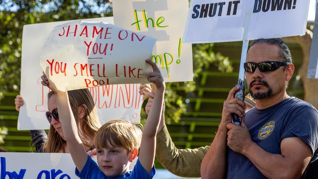 Chiquita Canyon Landfill protest 