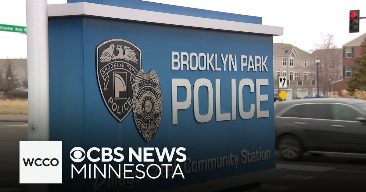 Brooklyn Park police expanding mental health team after seeing success - CBS Minnesota