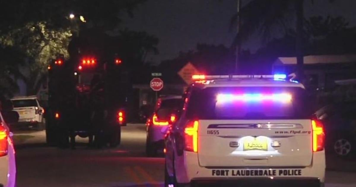 SWAT situation stuns neighbors in Fort Lauderdale community