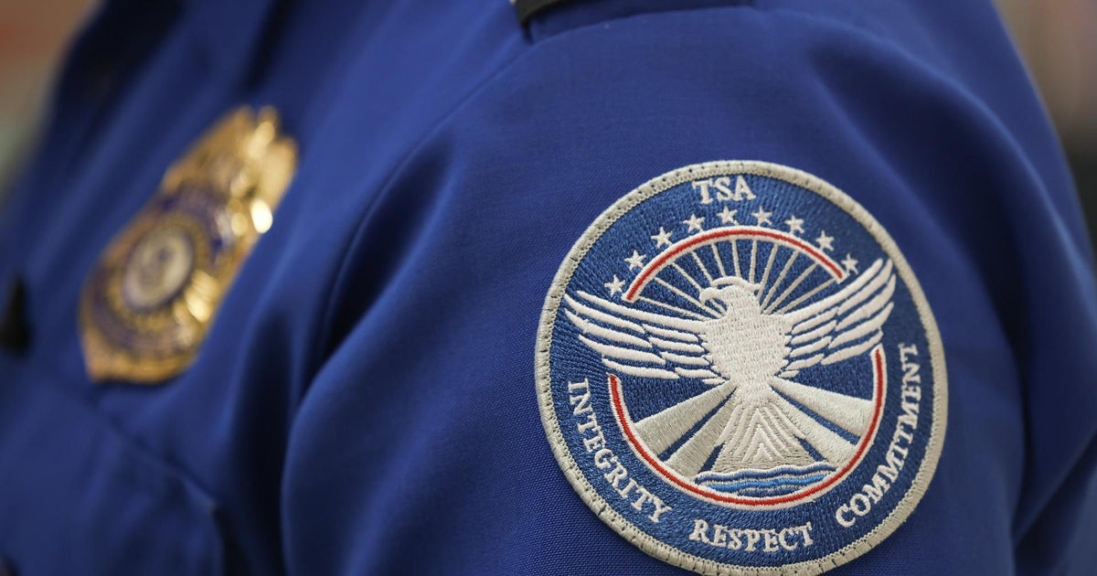 South Florida federal employees face job uncertainty after paycheck justification demand South Florida federal employees face job uncertainty after paycheck justification demand