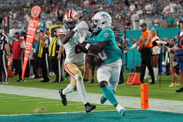 49ers Dolphins Football 