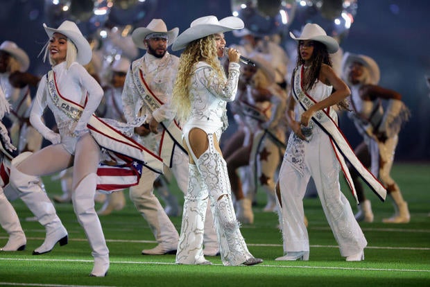 Beyoncé’s halftime performance the highlight of a lackluster NFL Christmas slate