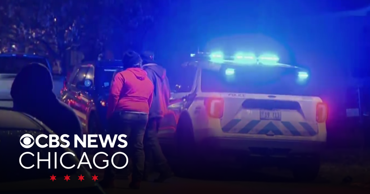 Person in custody after 2-year-old boy is shot on Chicago's West Side ...