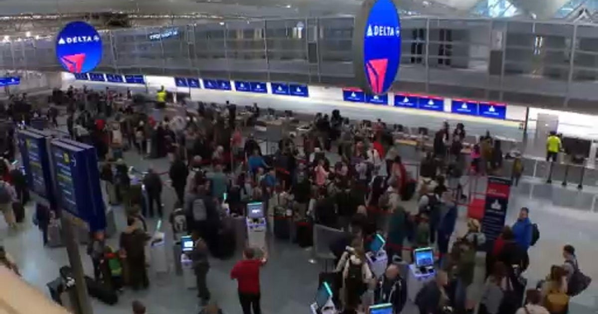 Holiday rush caps off record year as South Florida airports face congestion at every step of the way Holiday rush caps off record year as South Florida airports face congestion at every step of the way