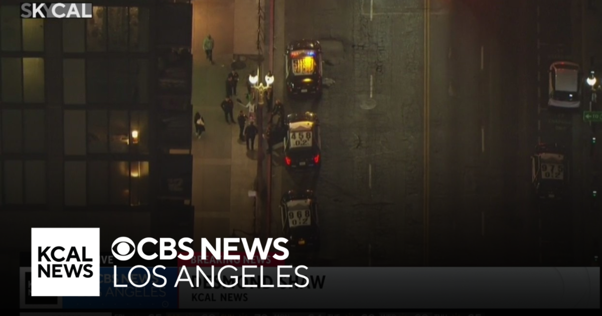 Police searching for pursuit driver after short chase in downtown LA - CBS Los Angeles