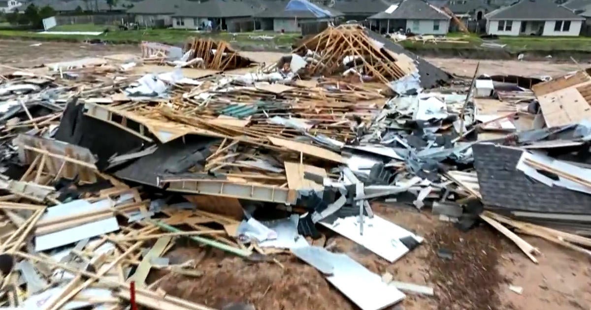 At least 4 killed in violent storms in the Southeast