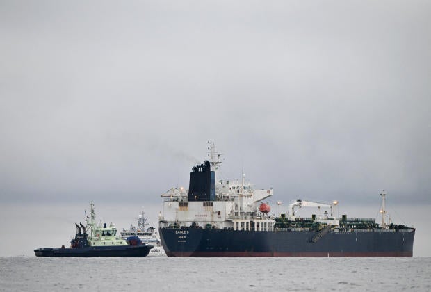 Oil tanker Eagle S suspected of the disruption of the Finland-Estonia electrical link Estlink 2 