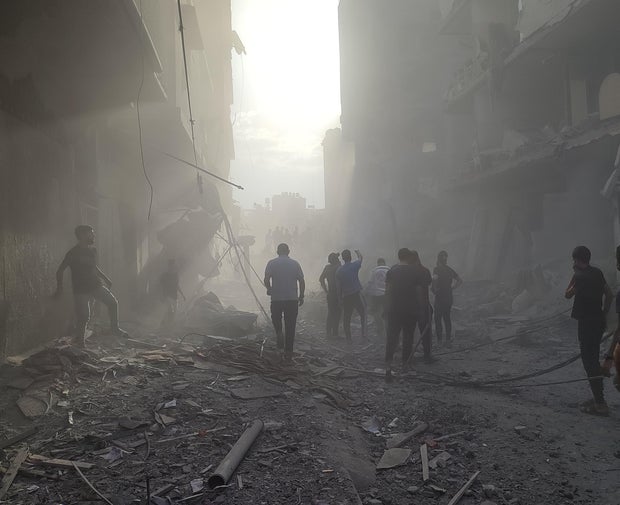 Israeli attacks on Gaza continue