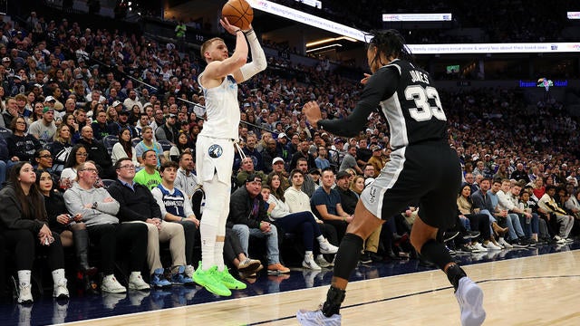 San Antonio Spurs v Minnesota Timberwolves 