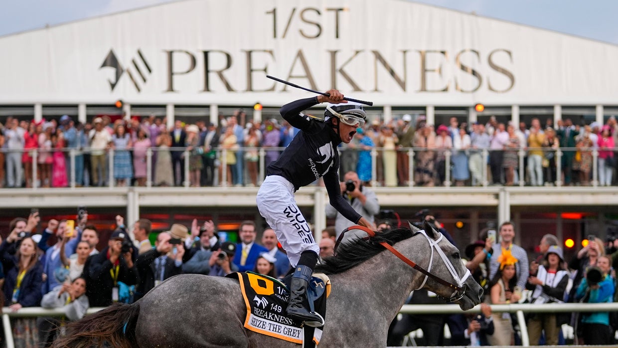 APTOPIX Preakness Horse Racing 