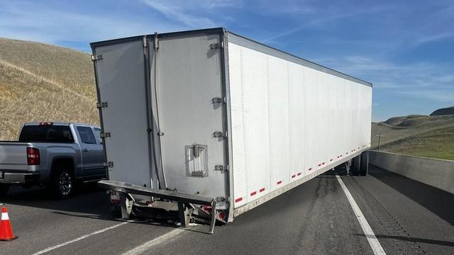 Altamont Pass crash 