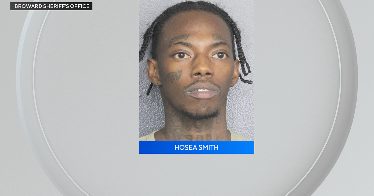 Man accused of sexual assault of 14-year-old girl outside Coral Square mall Man accused of sexual assault of 14-year-old girl outside Coral Square mall