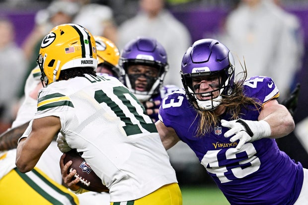 Green Bay Packers v Minnesota Vikings