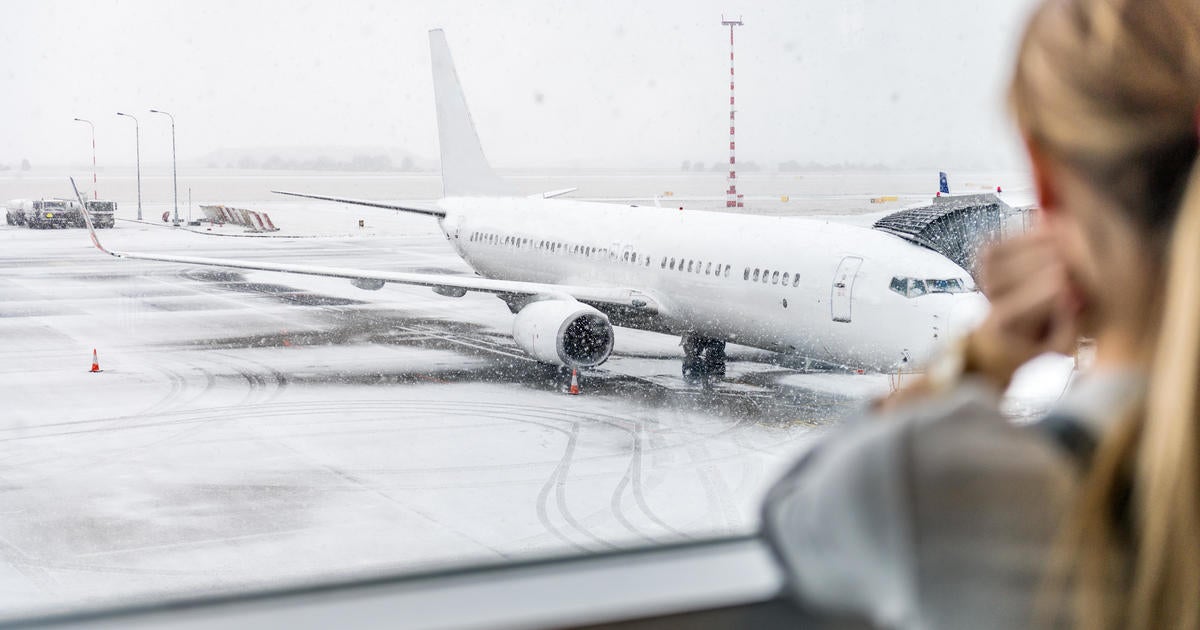 Major airways provide storm waivers to passengers forward of winter storm