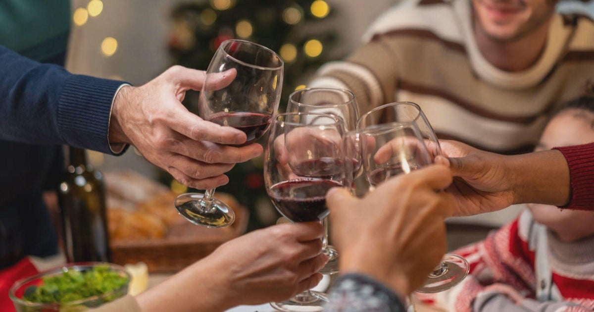 Surgeon general calls for cancer warning on alcohol Surgeon general calls for cancer warning on alcohol