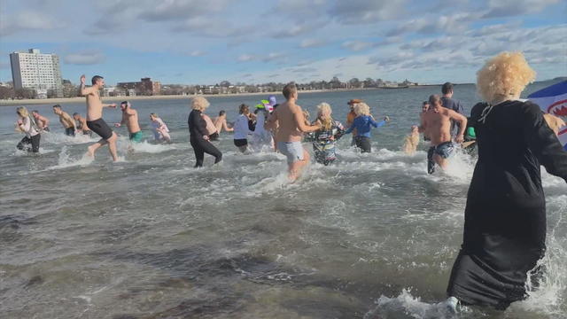 polar-plunge-carson-beach-pkg-transfer-frame-2750.jpg 