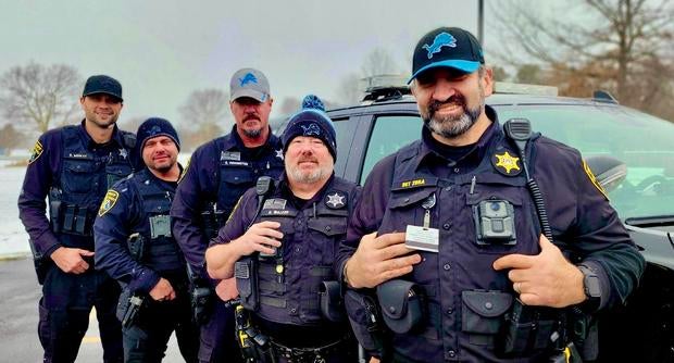 Oakland County Sheriff's Office approves deputies wearing Detroit Lions hats during playoff run 