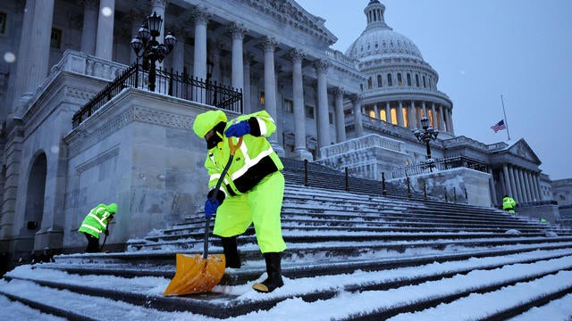 Winter Storm Brings Snow From Midwest To East Coast 