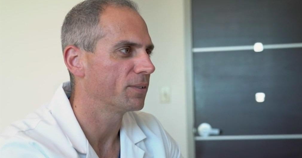 South Florida doctor dedicates his life to serving his country and community South Florida doctor dedicates his life to serving his country and community