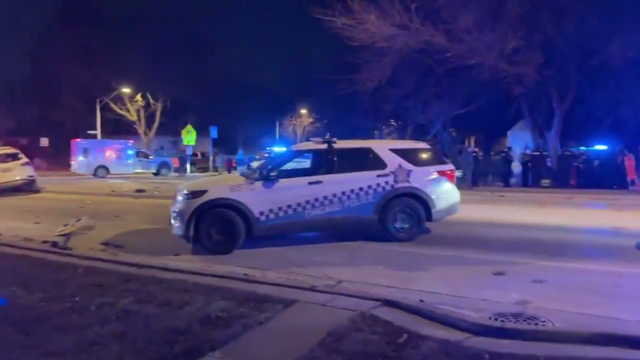 irving-park-road-squad-car-crash.png 