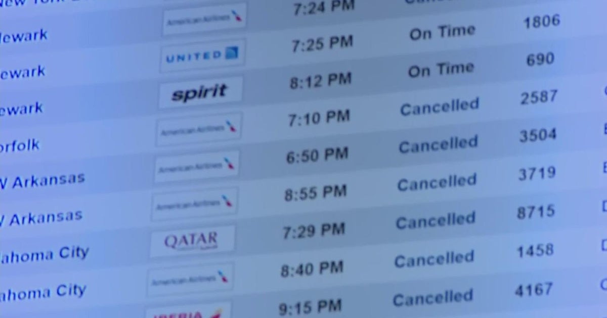 Severe weather strands travelers as Dallas airports cancel flights ...