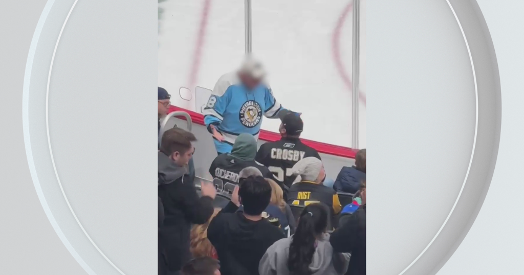 Penguins fan booed out of PPG Paints Arena for swiping puck from young fan - CBS Pittsburgh