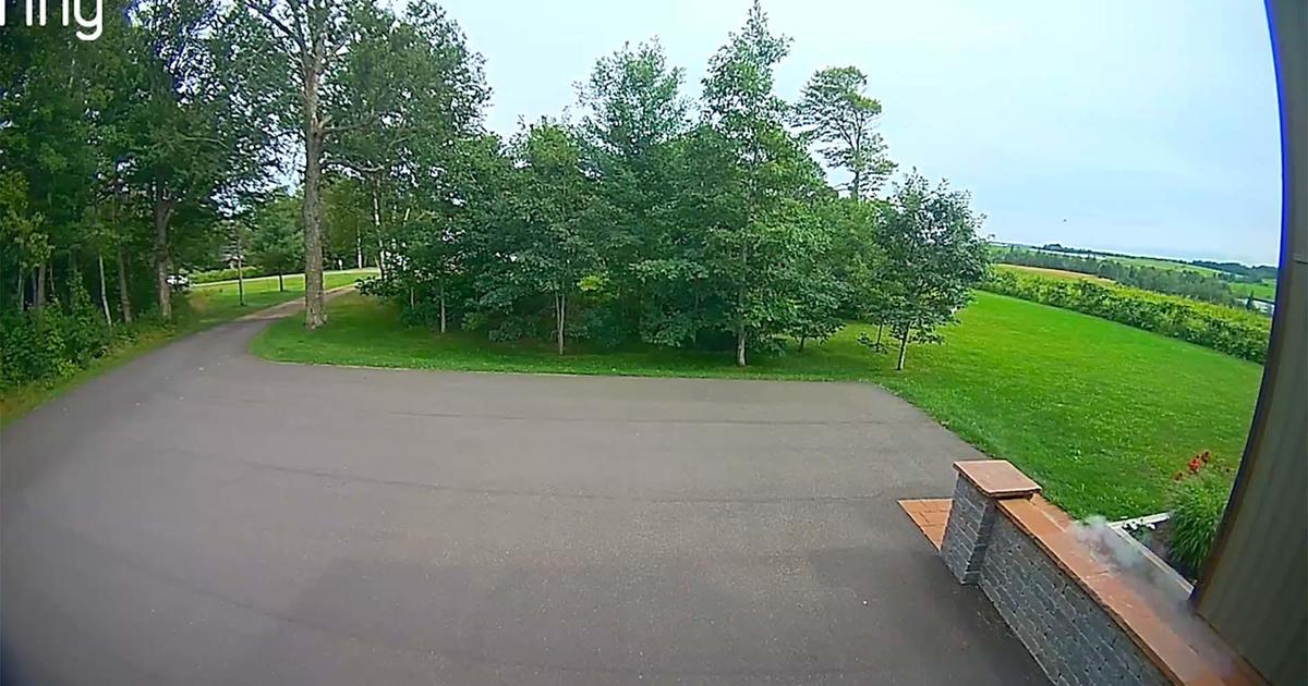 Meteorite crash landing captured on Ring doorbell - CBS News