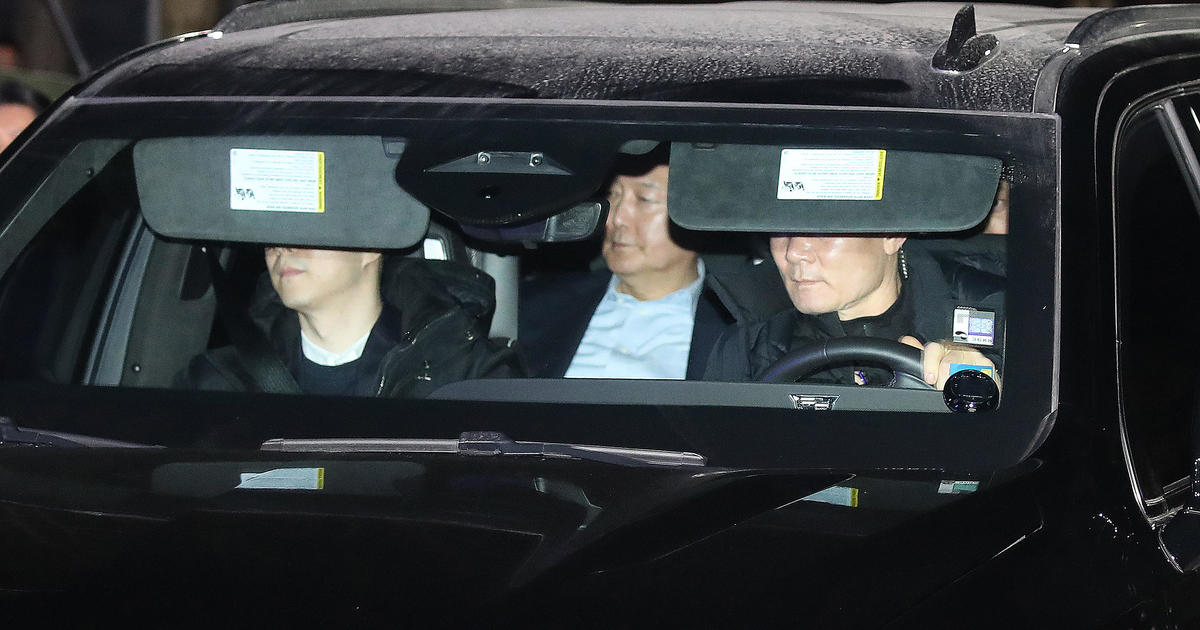 South Korean court orders formal arrest of impeached President Yoon over martial law decree South Korean court orders formal arrest of impeached President Yoon over martial law decree