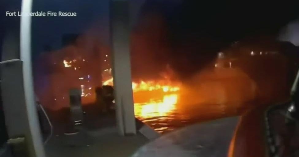 3 men honored for heroic actions during Fort Lauderdale boat explosion, fire 3 men honored for heroic actions during Fort Lauderdale boat explosion, fire