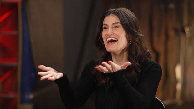 idina-menzel-a.jpg 