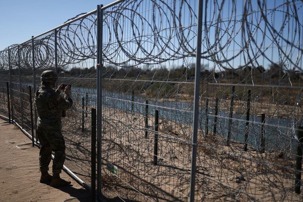 US-MEXICO-POLITICS-BORDER-IMMIGRATION