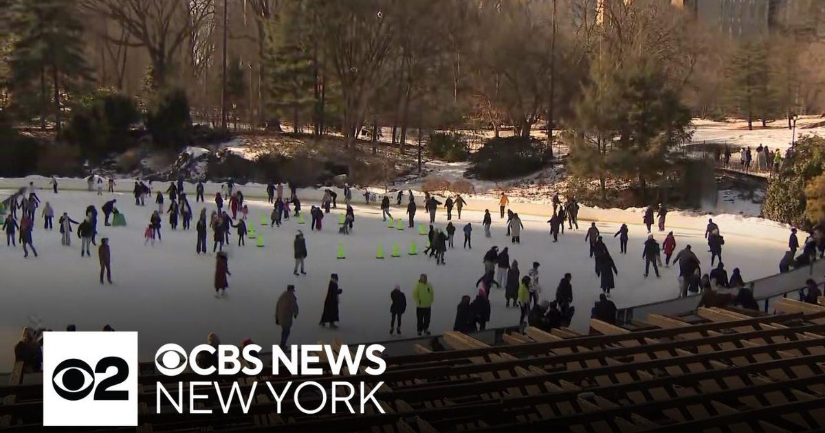 Central Park's Wollman Rink celebrates 75th anniversary - CBS New York